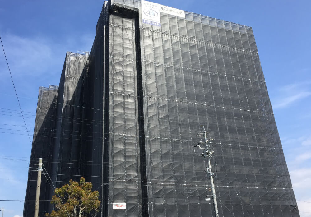 ラウムズ白子 大規模修繕工事中