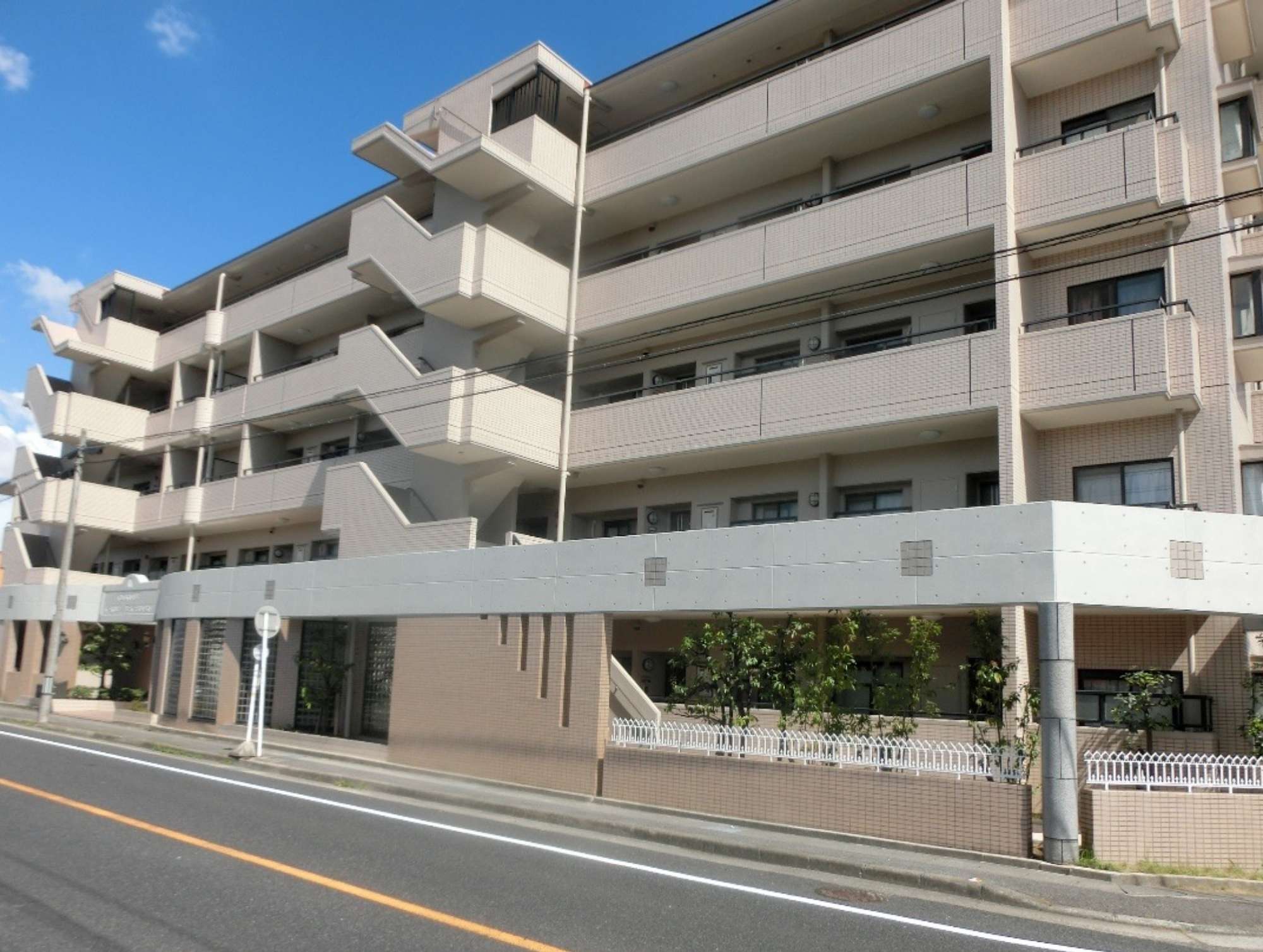 グローリアス刈谷高須町大規模修繕工事の工事後